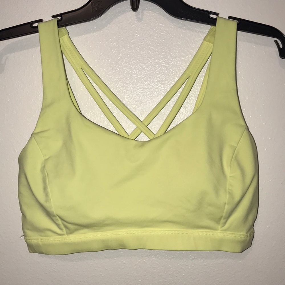 Lululemon free to be serene sports bra